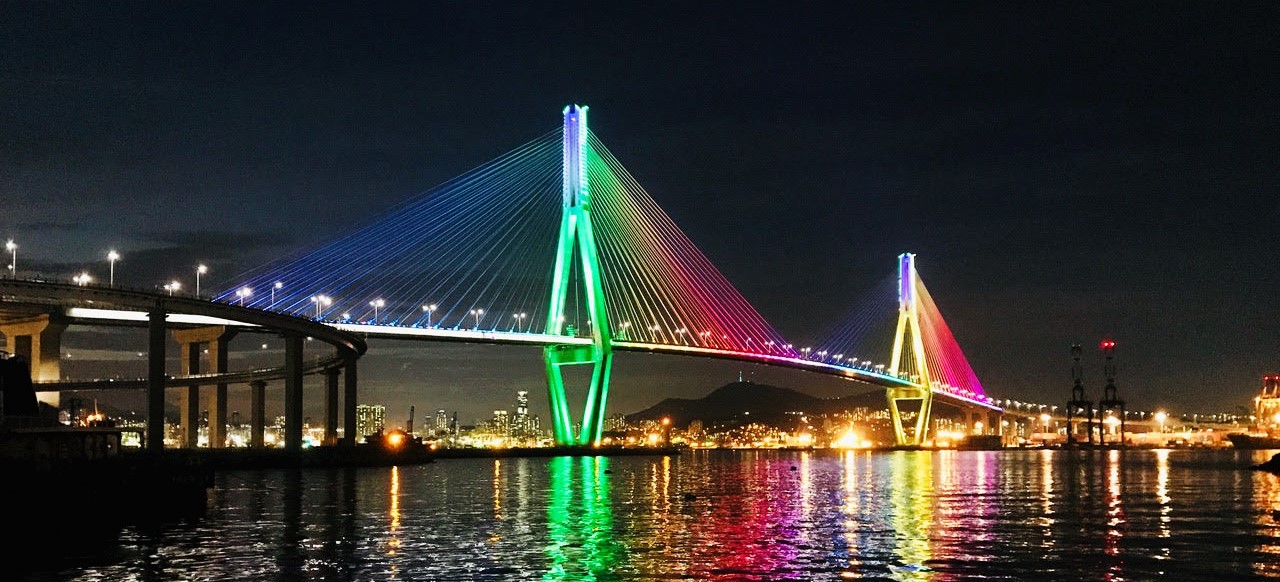 釜山夜游之旅（含广安里海滩＆影岛海滨公园）