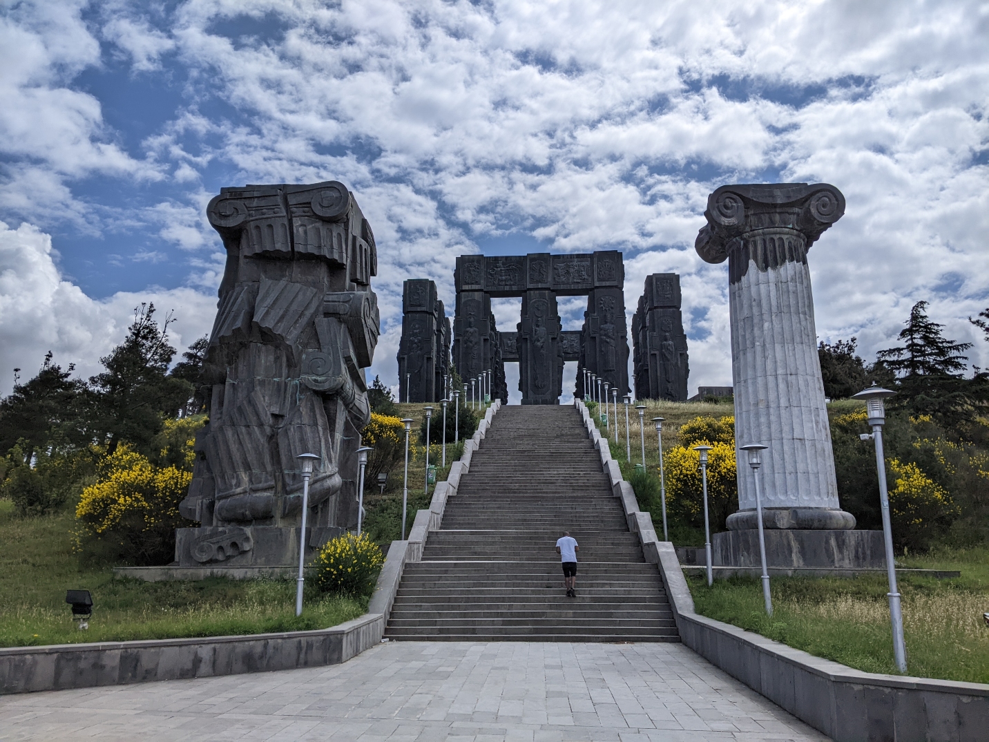 乔治亚编年史、季瓦里教堂、姆茨赫塔及历史氛围之旅