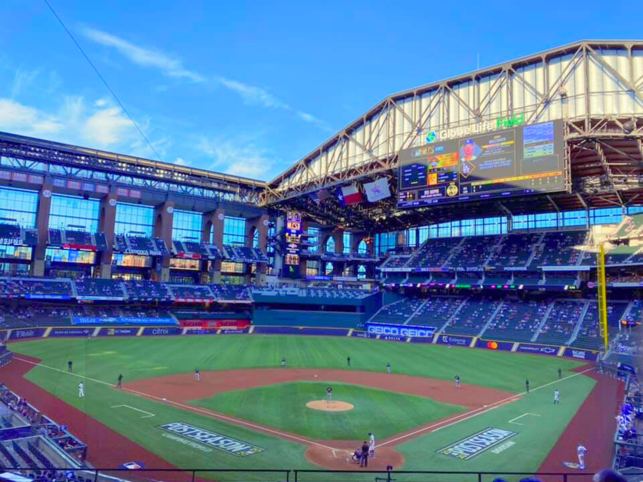 德克萨斯州游骑兵队棒球比赛（在环球人寿球场）