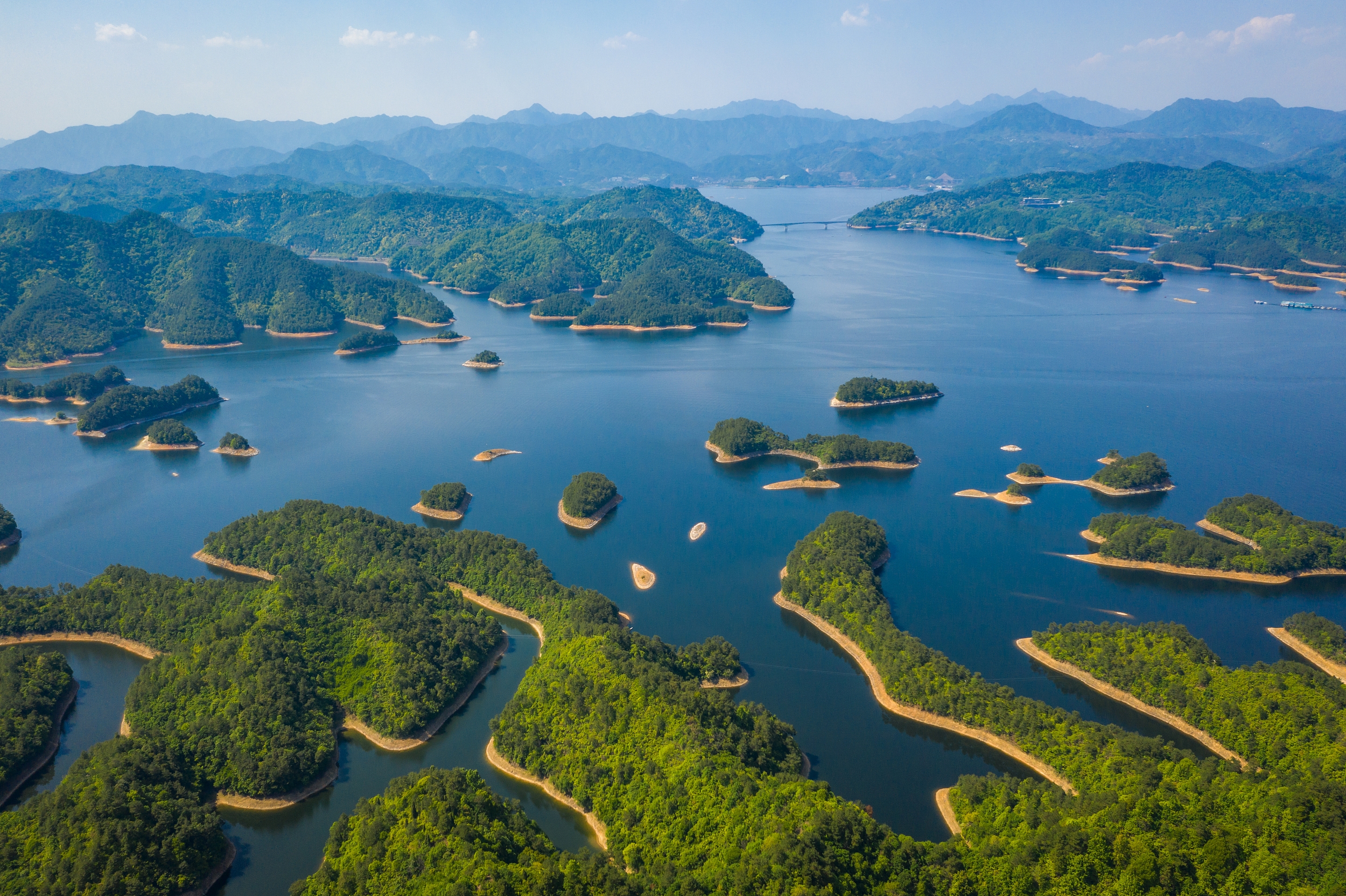 杭州千岛湖休闲游艇+巨网捕鱼+皮划艇+梦姑塘1日游