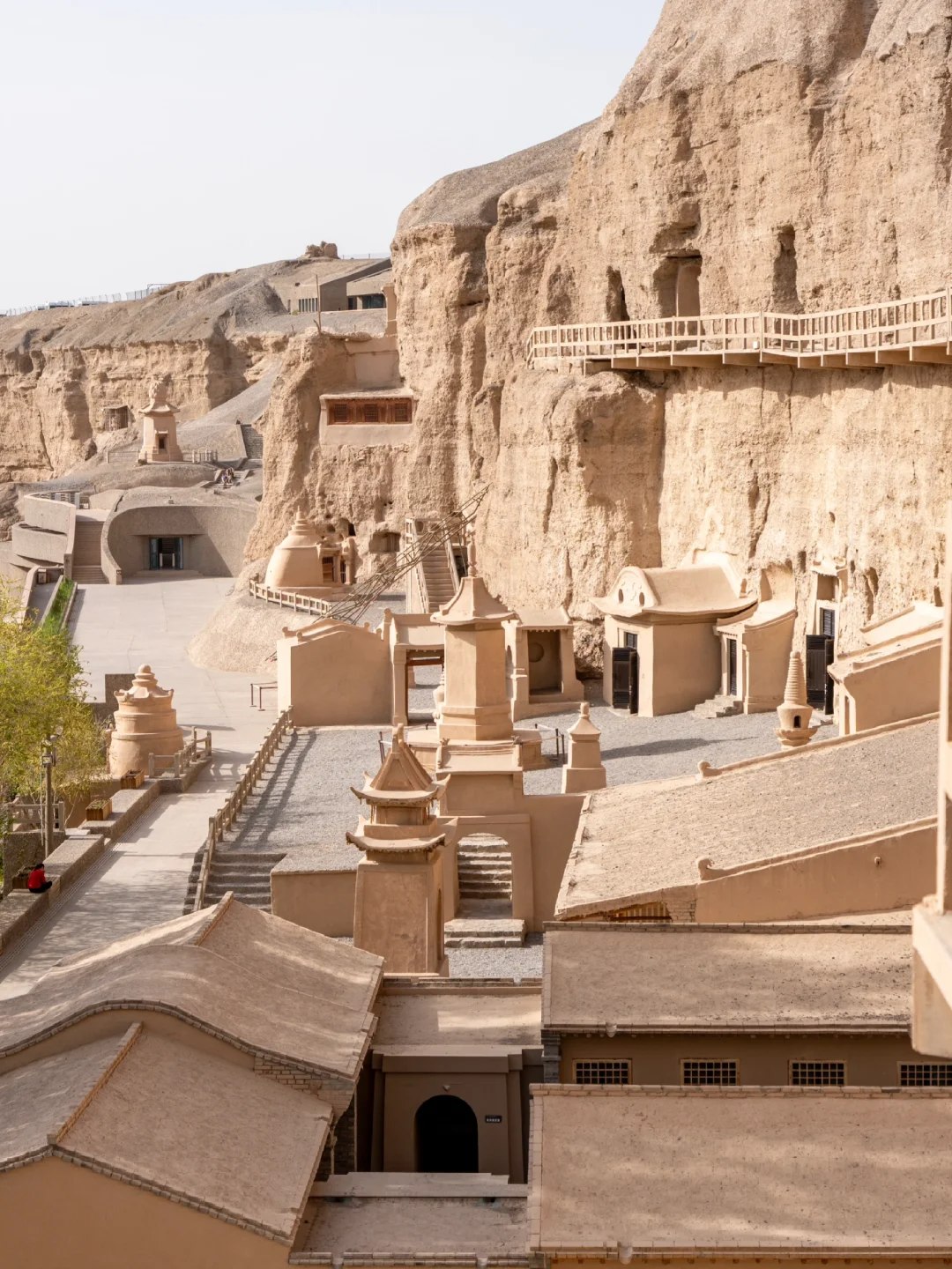 敦煌出发 探榆林窟千年风华 访锁阳城古迹 遇大地之子奇观一日游  畅享丝绸之路 