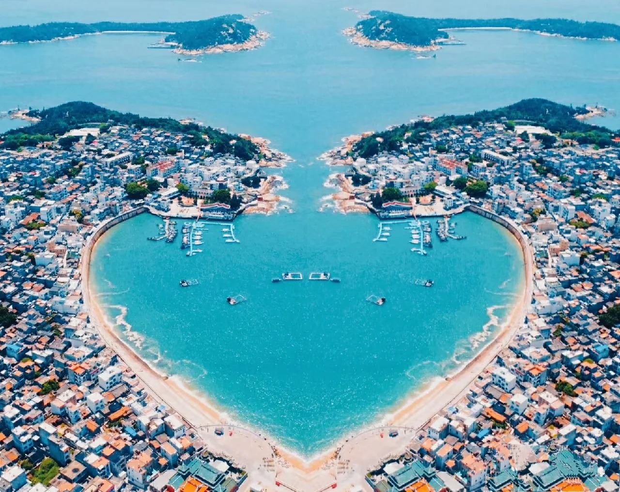 厦门出发南靖土楼云水谣 田螺坑 东山岛 2日游（打卡世界文化遗产 福建夏威夷）