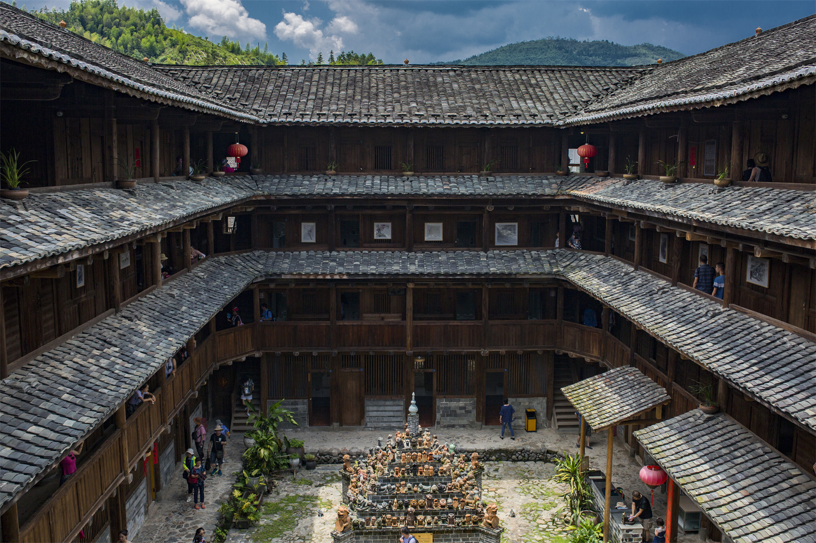 厦门出发南靖土楼云水谣一日游