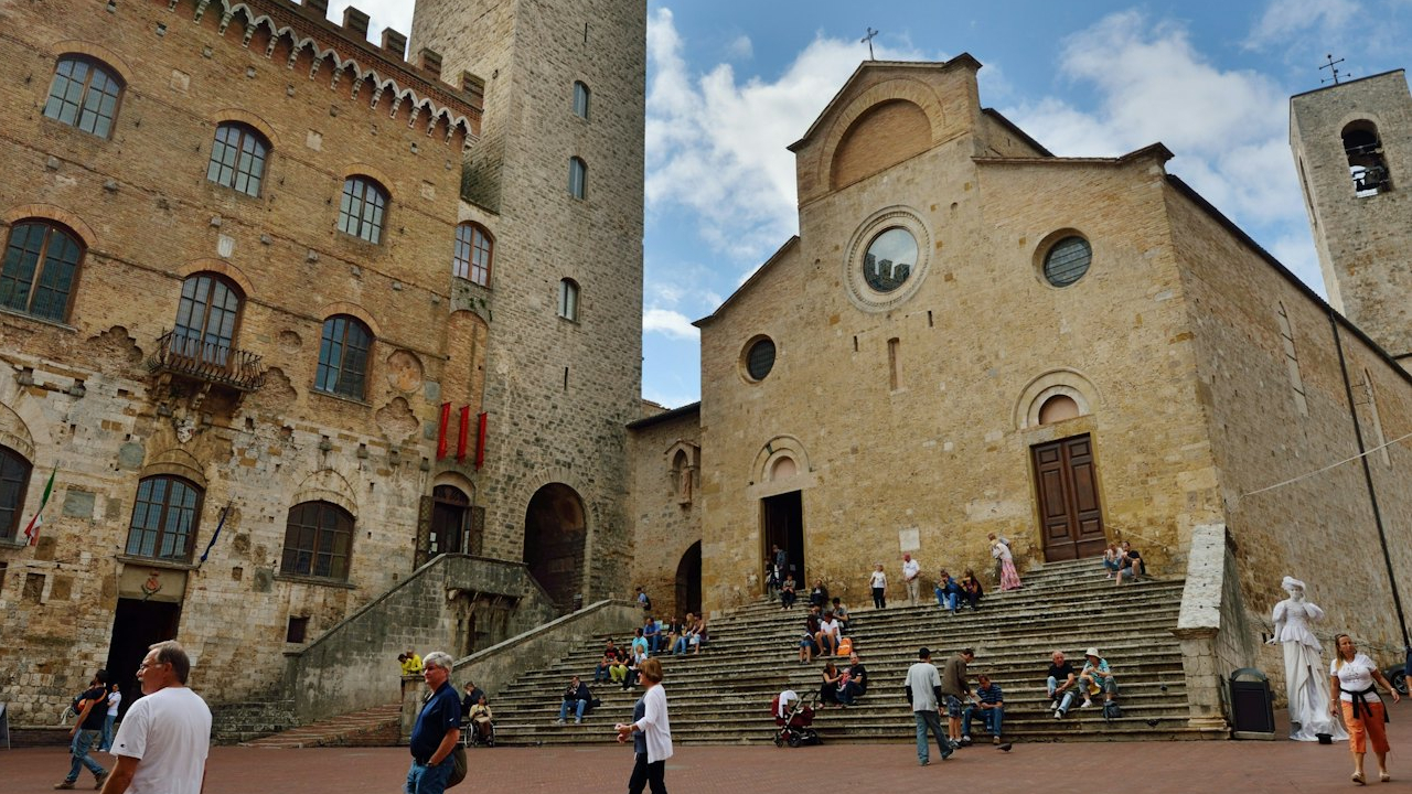 从佛罗伦萨出发，前往锡耶纳、圣吉米尼亚诺和比萨的葡萄酒品鉴之旅