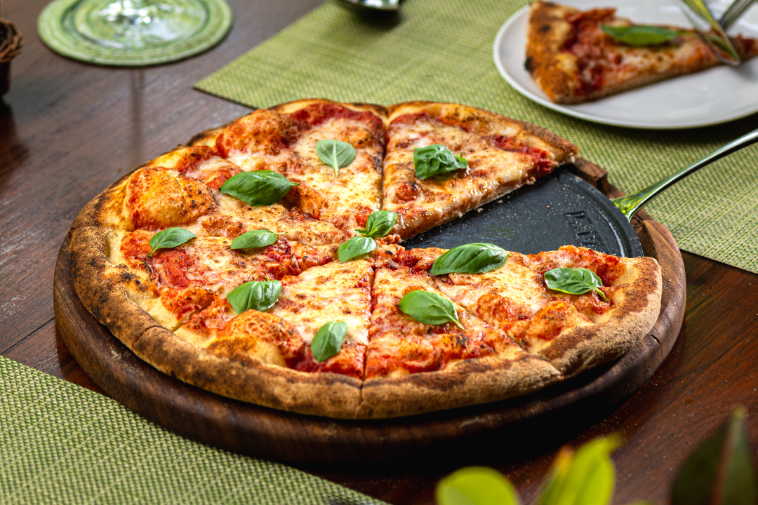 怡保 The Banjaran Hotsprings Retreat 的 Pomelo 餐厅