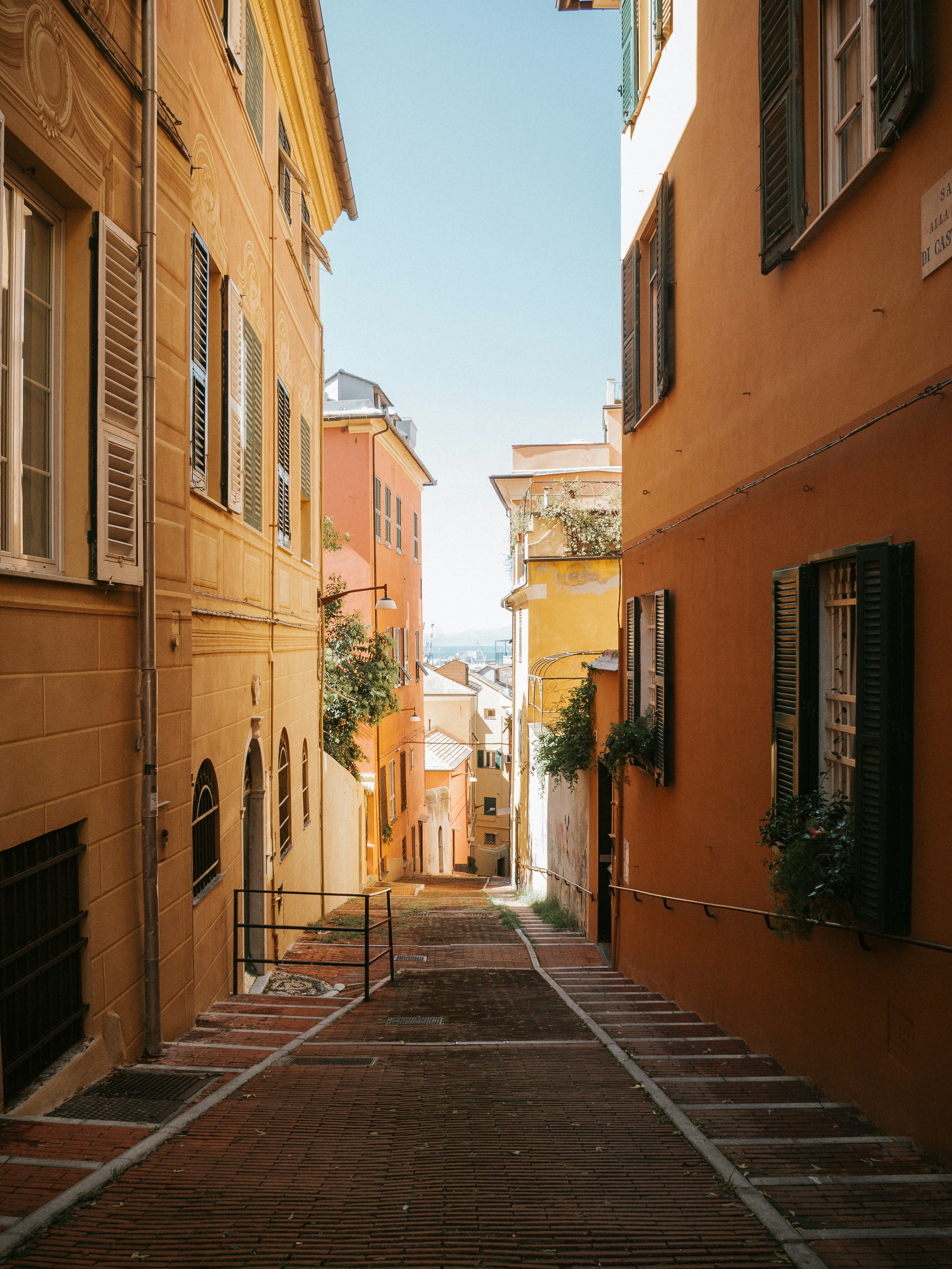 漫步热那亚：美食与故事之旅