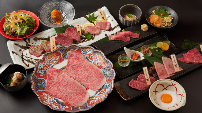 にく稲 | 日式烧肉 | 烤内脏 | 牛排 | 六本木一丁目站 | 座位预订