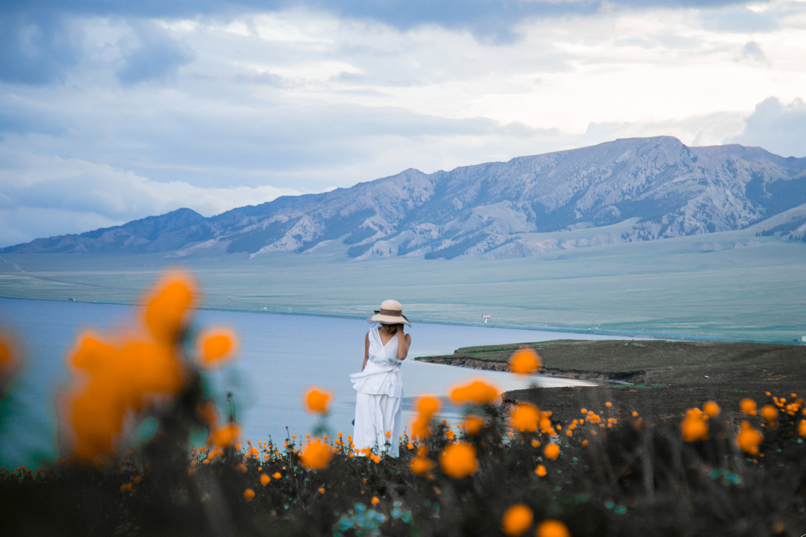 新疆纵贯南北疆8日游（安集海大峡谷+赛里木湖+巴音布鲁克+天山神秘大峡谷+琼库什台+喀赞其+花门王府）