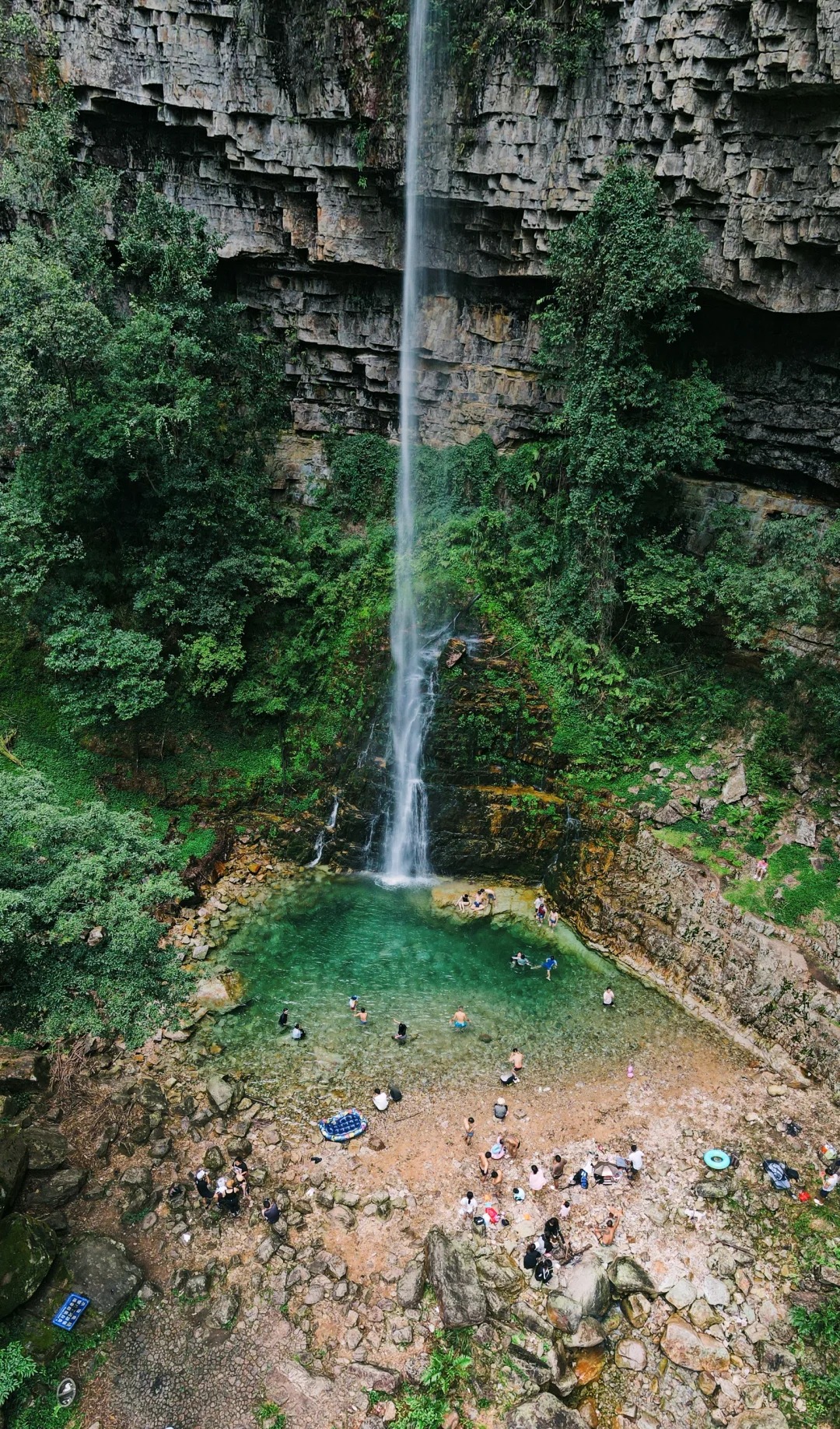 贵州独山-夹缝岩溯溪徒步1日游（2-8人小团）