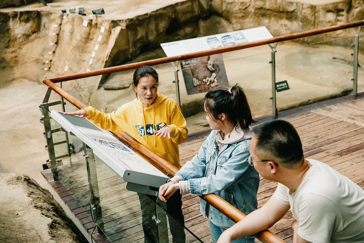 四川金沙遗址博物馆半日游（含门票+导游讲解+无线耳麦使用）