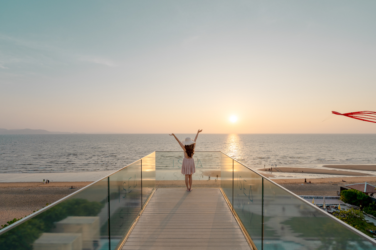 芭提雅宗甸维兰达度假酒店的ISEA Sky & The Jetty