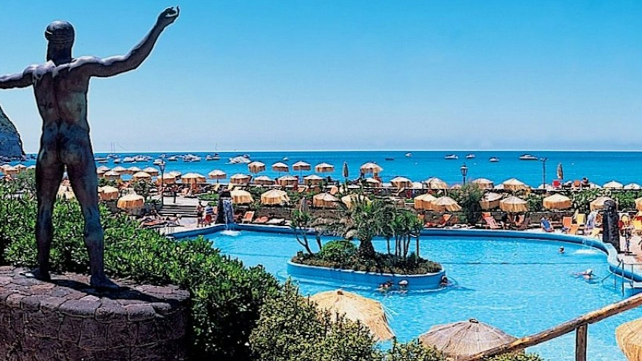 波塞冬花园温泉门票（含接送）