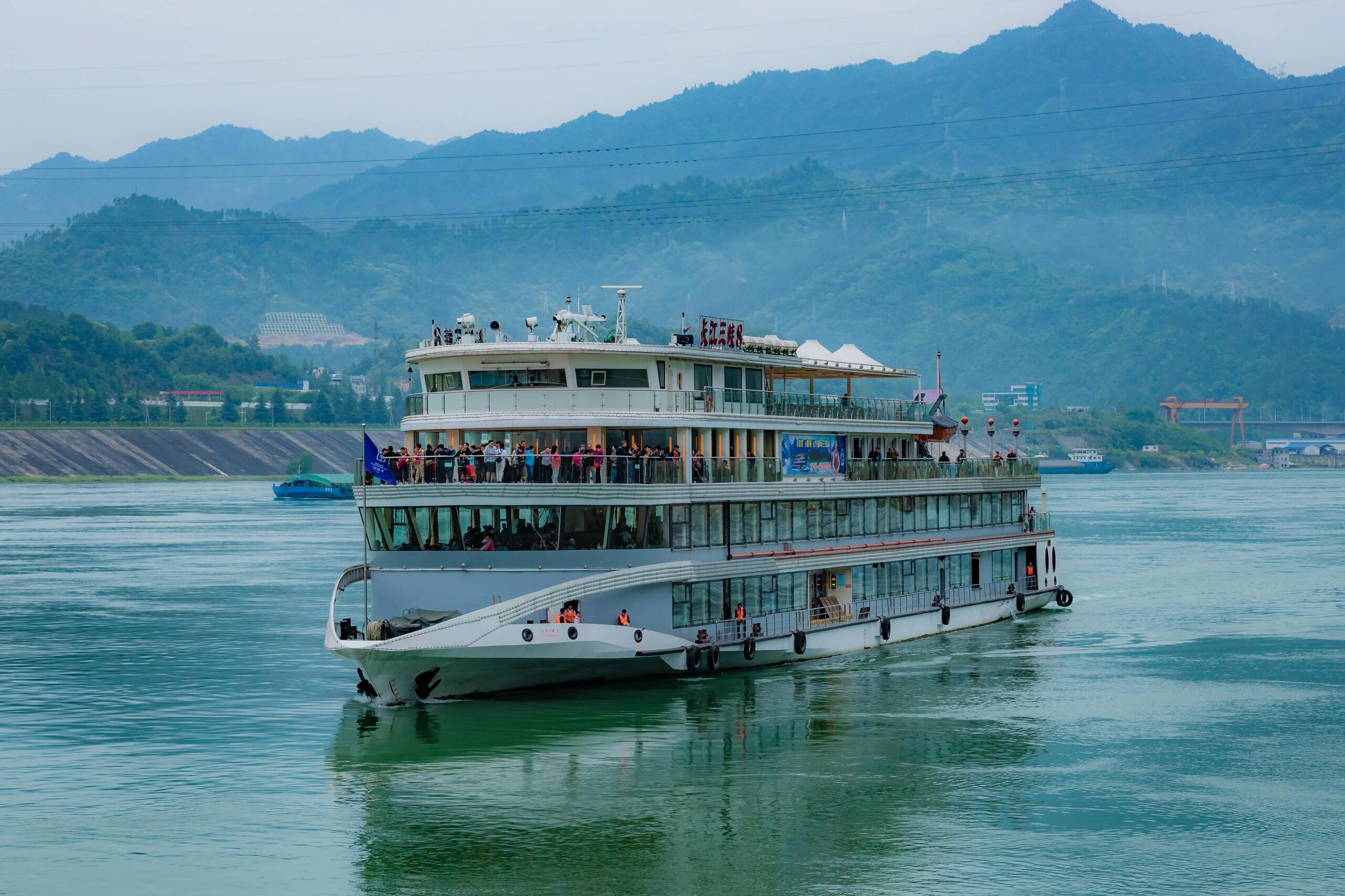 湖北宜昌三峡大坝&葛洲坝&西陵峡一日游（水电传奇+“长江第一坝”+“世界第一坝”+最美西陵峡+宜昌往返）