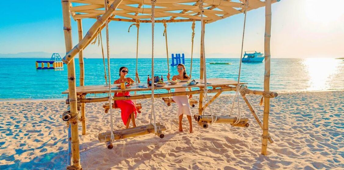 从赫尔格达出发的天堂呼啦呼啦岛探险之旅（含午餐）