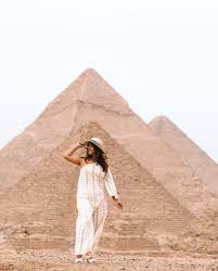 吉萨金字塔、孟菲斯、萨卡拉和代赫舒尔私人旅游 & 午餐