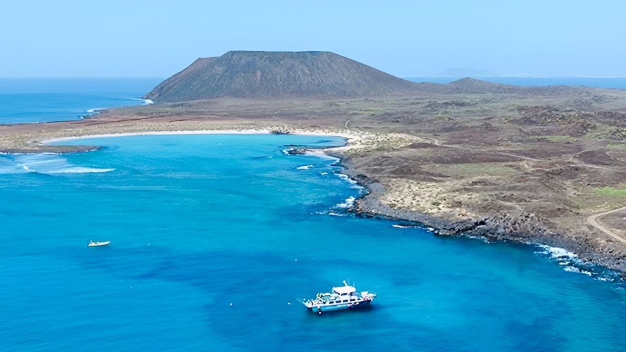 从科拉莱霍出发前往洛沃斯岛的渡轮体验