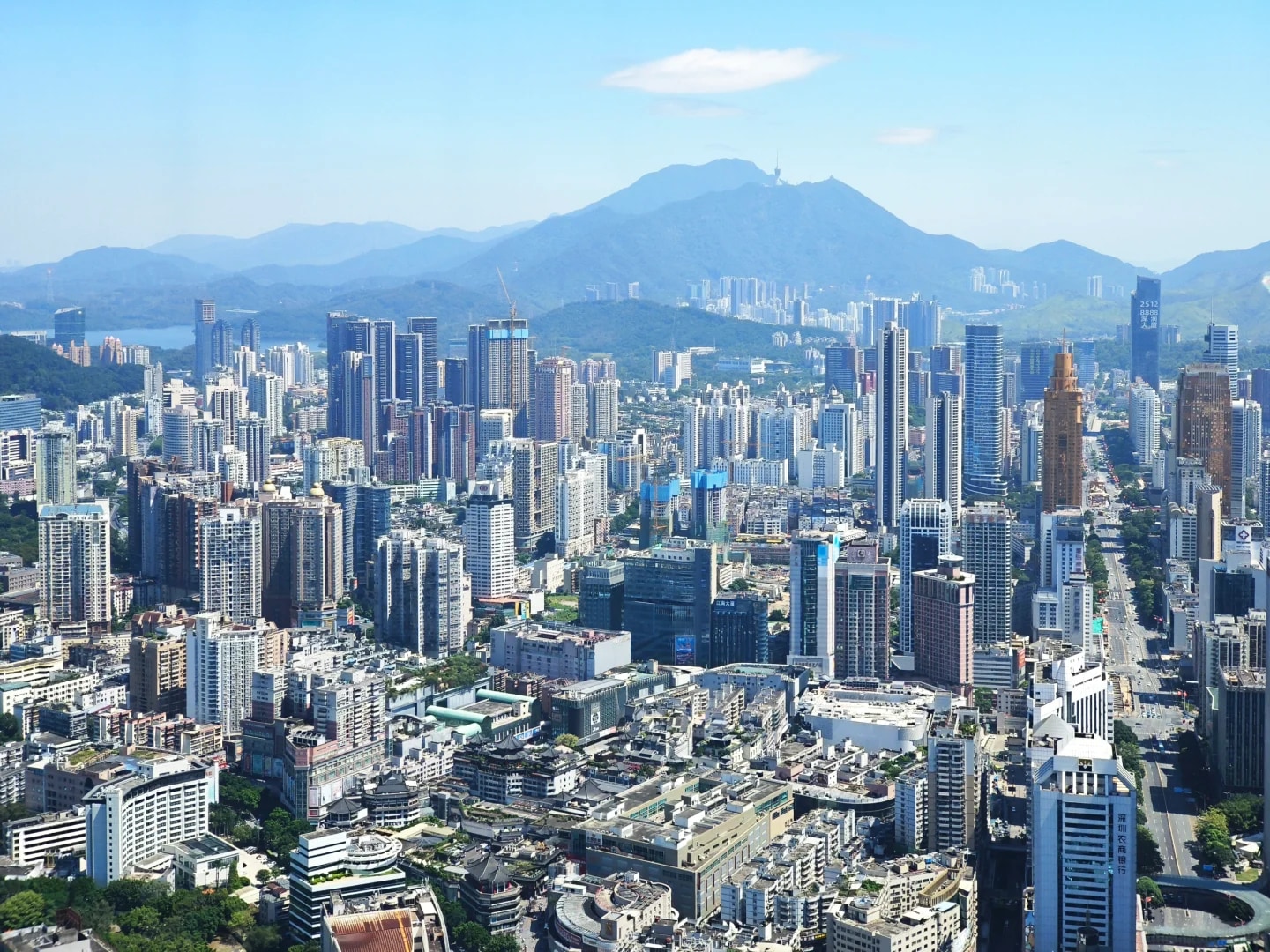 广州出发深圳2日游  世界之窗览全球  地王之巅览鹏城