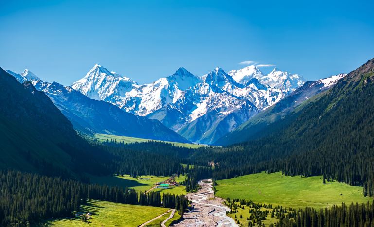 【私享定制团】新疆北疆伊犁阿勒泰7日—9日（全程精选酒店+赛里木湖环湖+禾木风景区+天山天池+独库公路+喀纳斯三湾+那拉提草原）