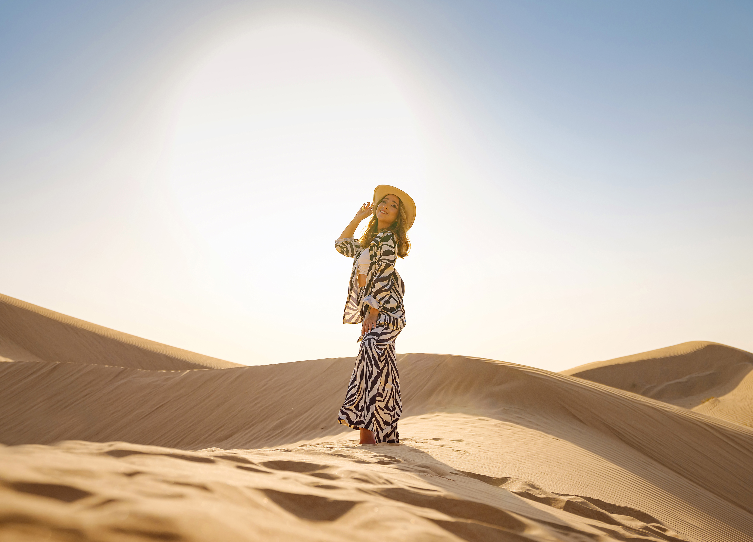 从马拉喀什出发，3天2夜摩洛哥私人沙漠之旅前往梅尔祖卡