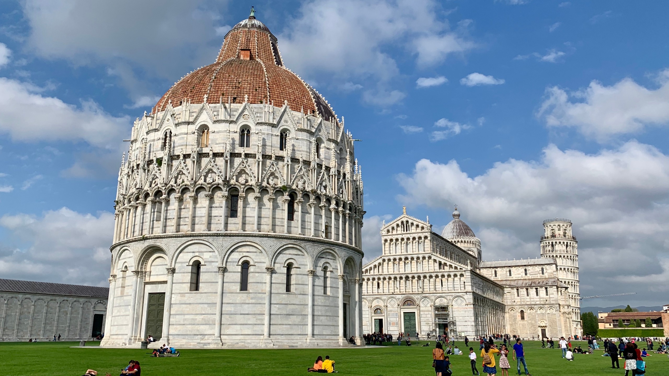 拉斯佩齐亚出发，比萨和卢卡岸上观光