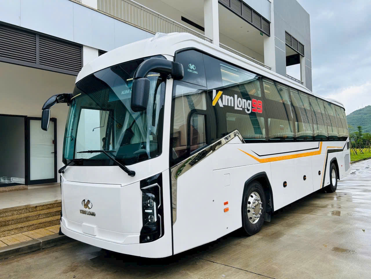 胡志明市 - 芽庄卧铺大巴，iHome Transfer 提供