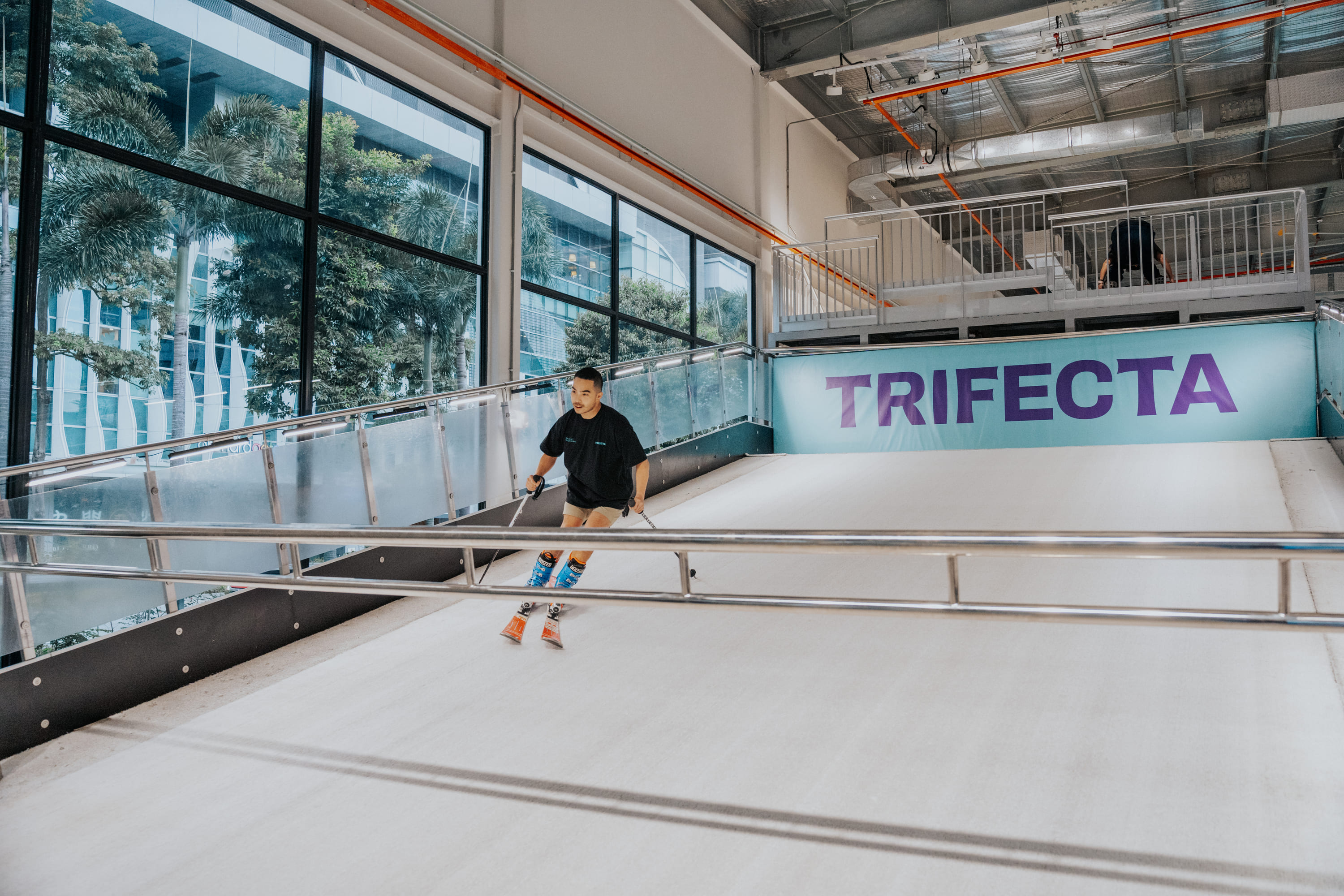 TRIFECTA 新加坡滑雪及滑雪板模拟体验