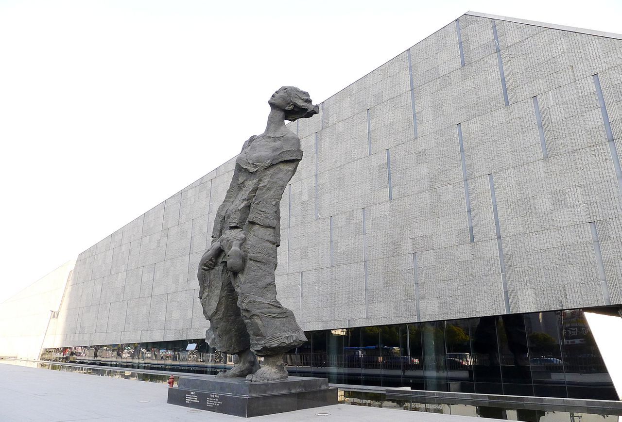 南京大屠杀纪念馆专属讲解游（历史与记忆的对话和平与希望的传承）