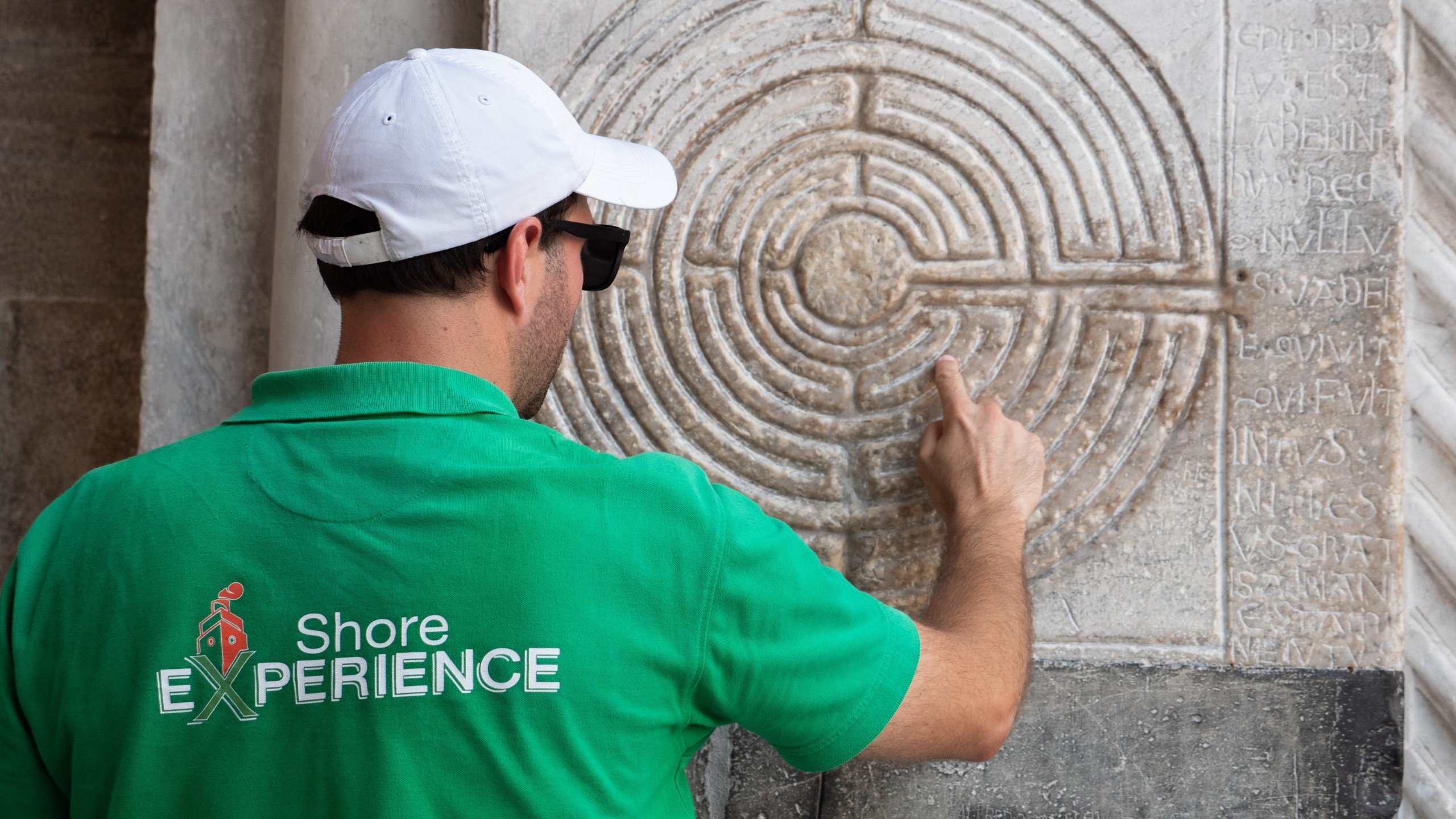 从利沃诺出发的佛罗伦萨和比萨岸上观光