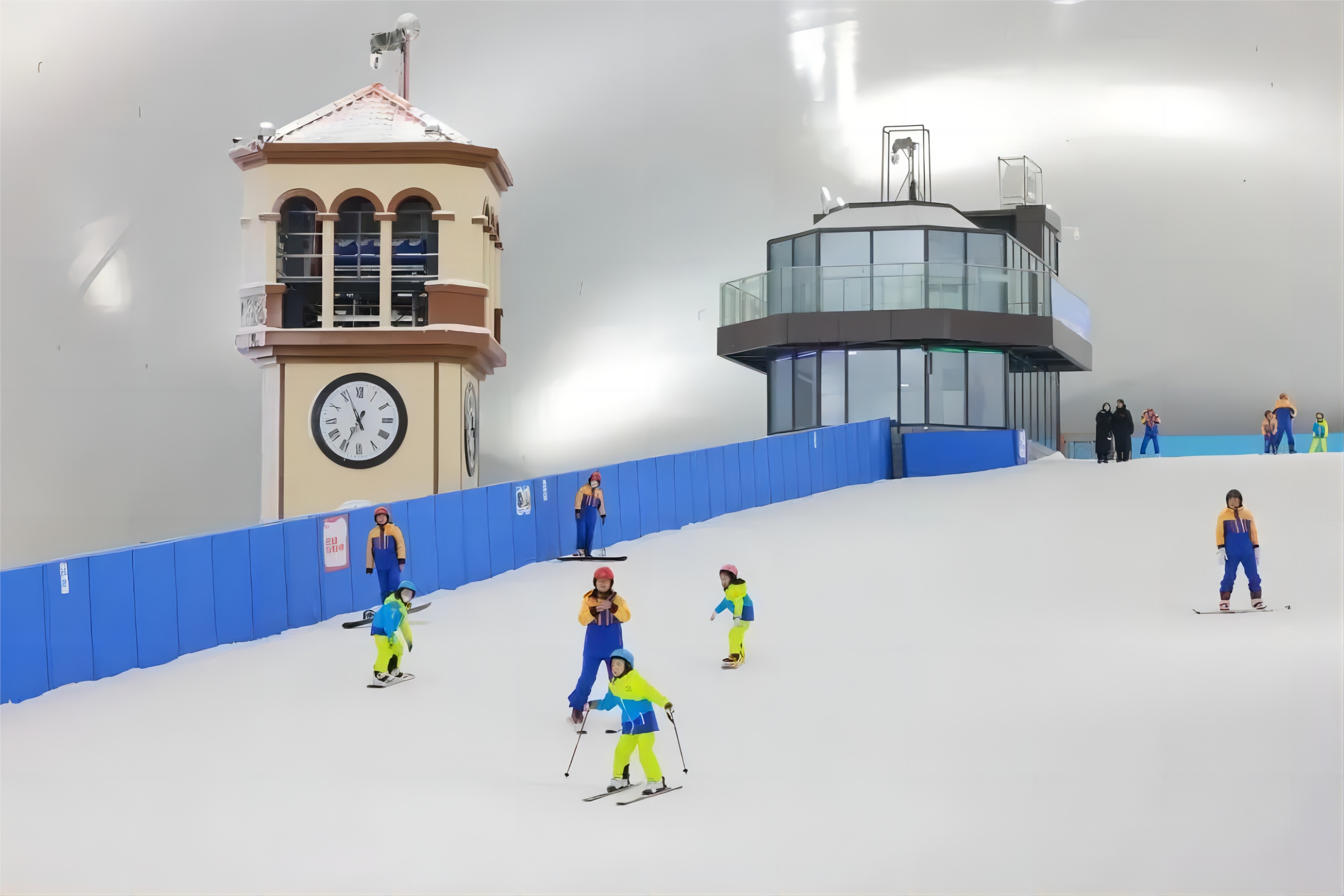 卡鲁冰雪世界 / 观澜湖包车接送