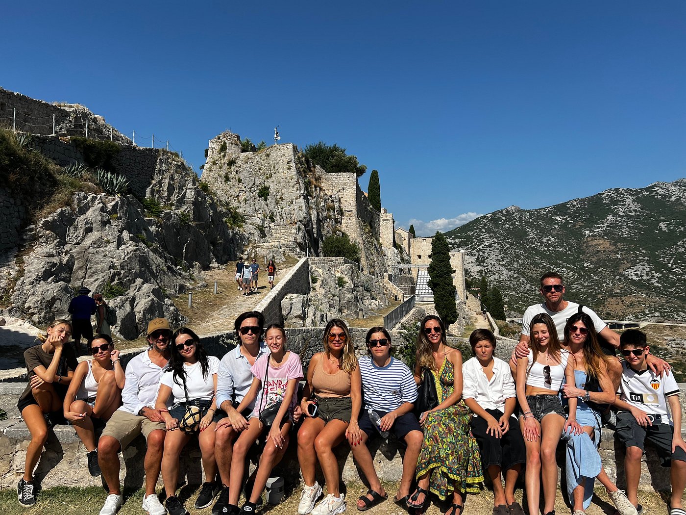 特罗吉尔老城区和克利斯要塞探索之旅