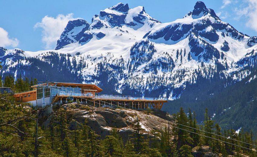 温哥华出发惠斯勒、香农瀑布和海天缆车之旅