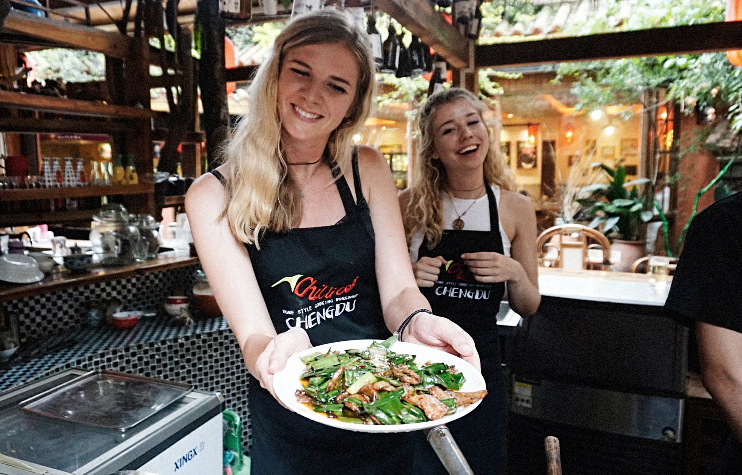 成都市區｜本地饕客帶路｜品味美食·探聊文化｜四川美食文化品鑑半日遊