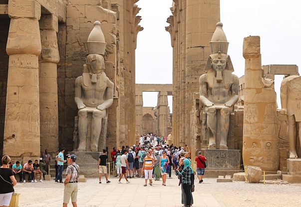 从卢克索出发，卡纳克神庙和卢克索神庙之旅（含午餐）