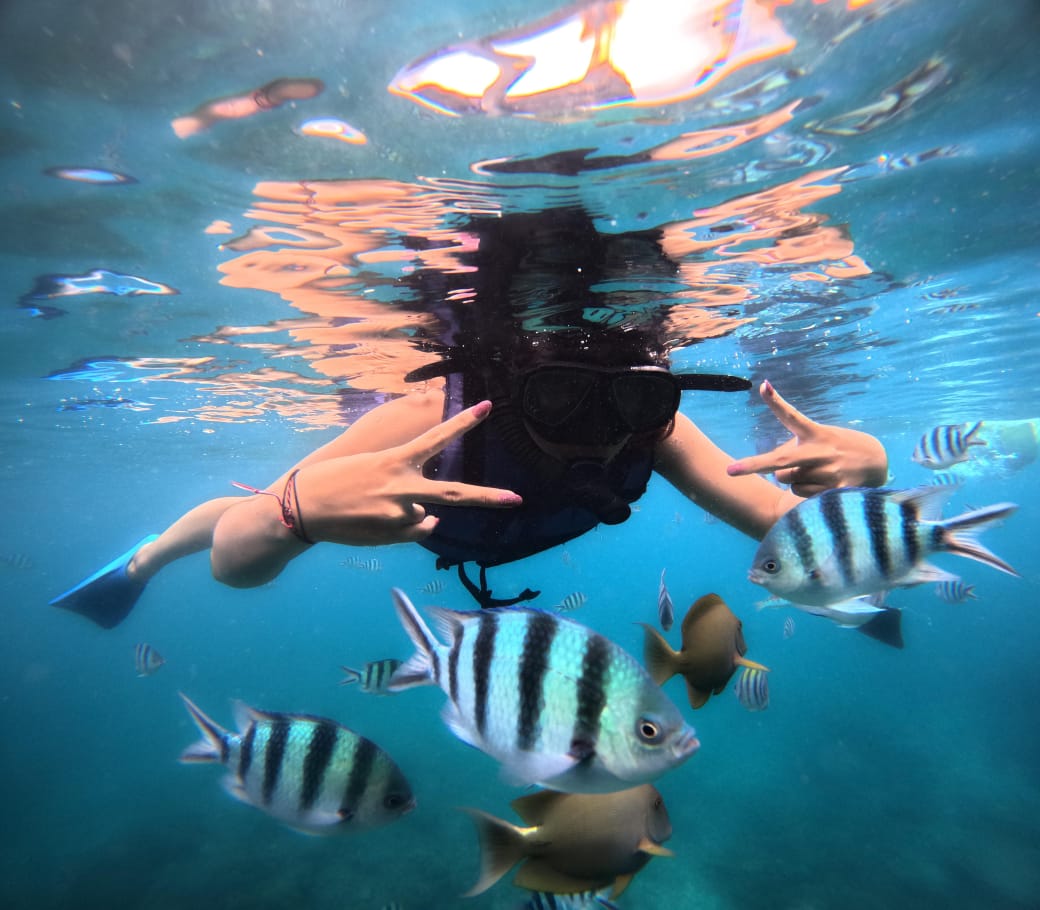 蓝湖浮潜和腾格南村一日游