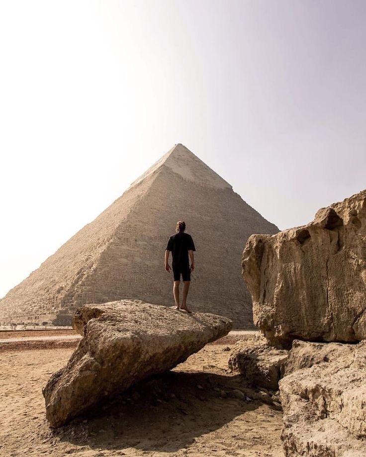 吉萨金字塔、大埃及博物馆和哈利利市场之旅 