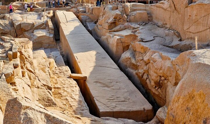 私人导览游：阿斯旺高坝、未完成的方尖碑和菲莱神庙