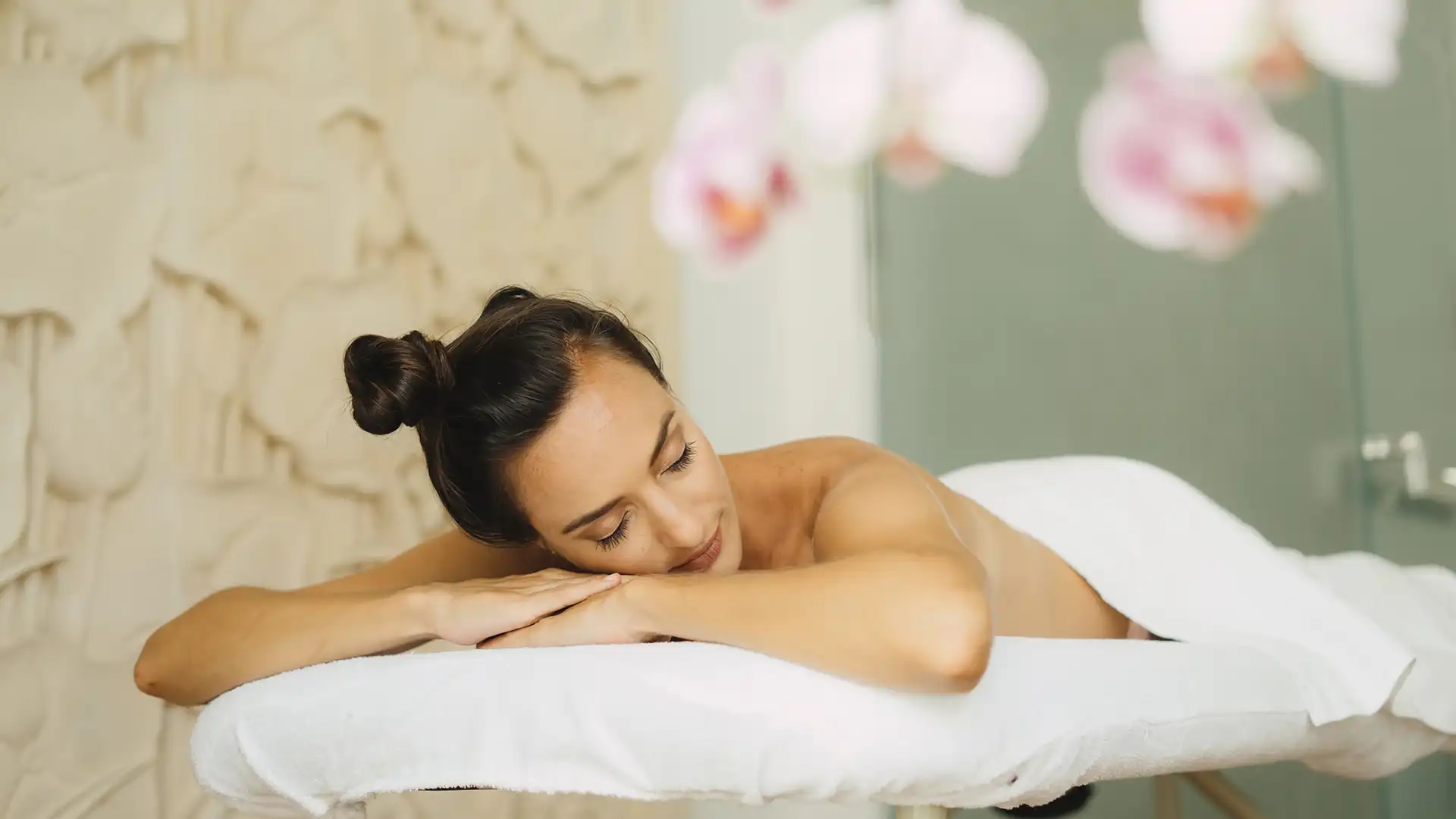 龙目岛七秘境度假村水疗中心