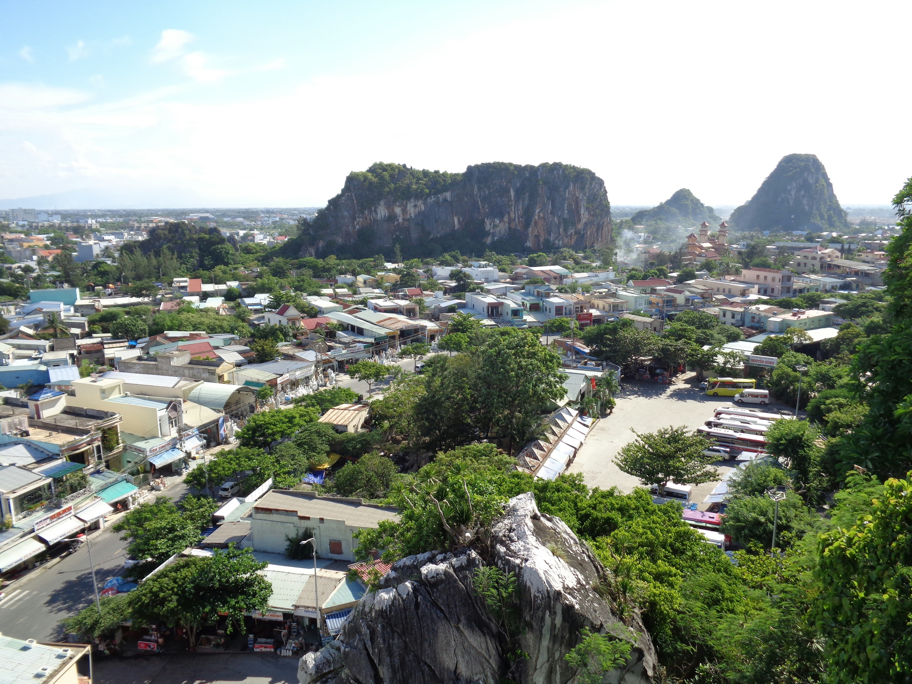 组合班车和五行山门票