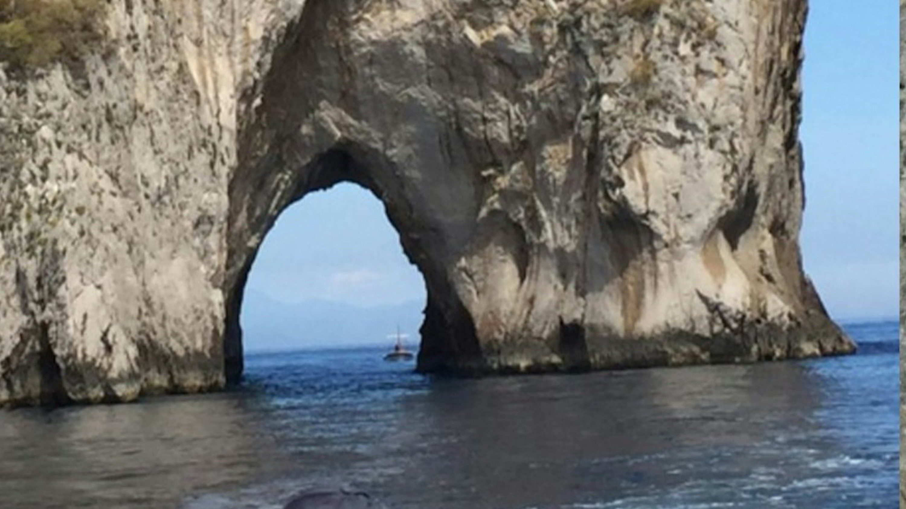 卡布里岛与蓝洞之旅（出发地：拿坡里）