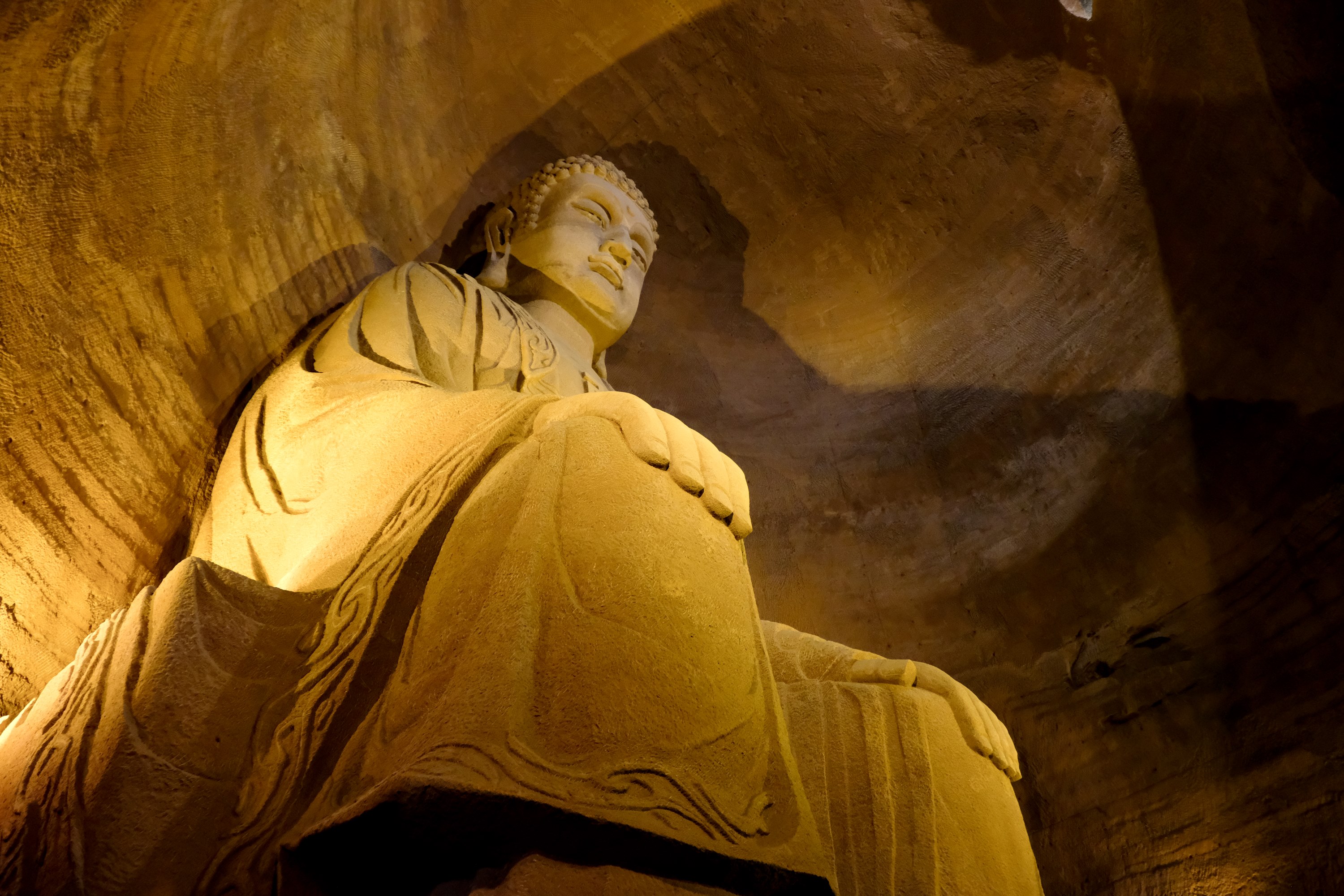 成都来往乐山市 私人接送