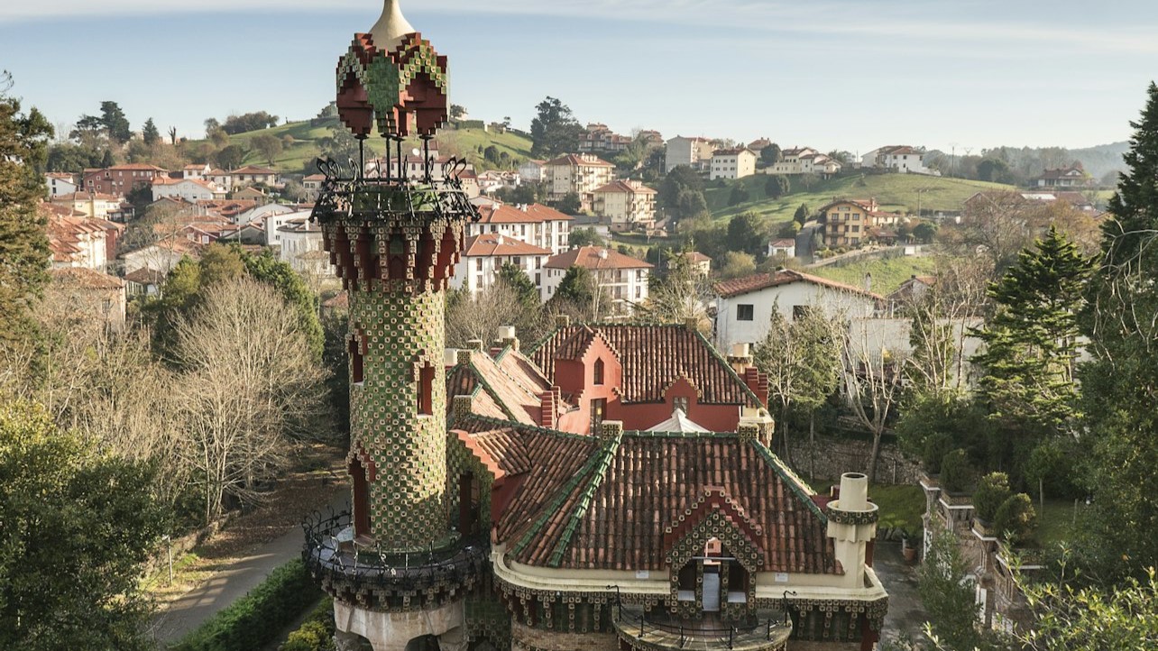 高第的厄尔卡普里乔之家门票，包含科米利亚斯语音导览