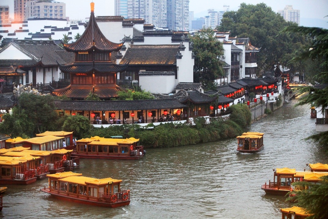 上海出发南京一日游（高铁往返+旧总统府+南京料理+中山陵+夫子庙）