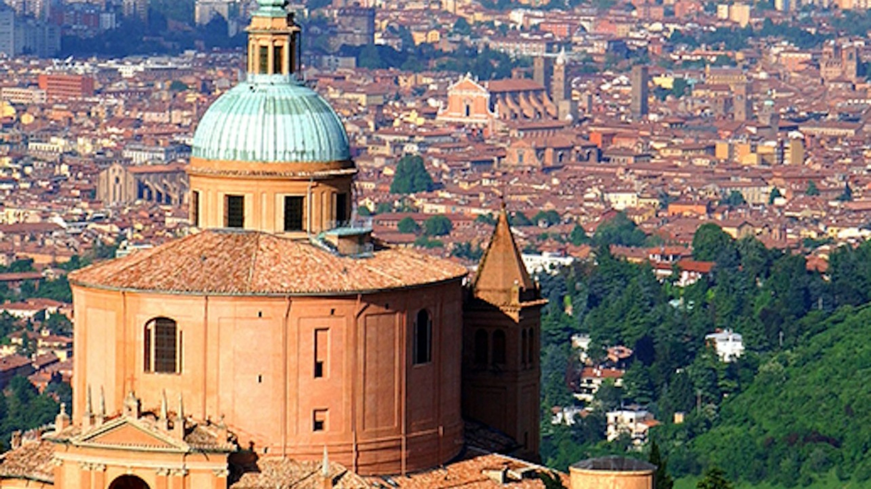 波隆那钟楼和市立艺术收藏馆导览含品尝体验