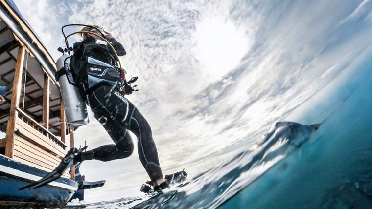 平静水域潜水体验