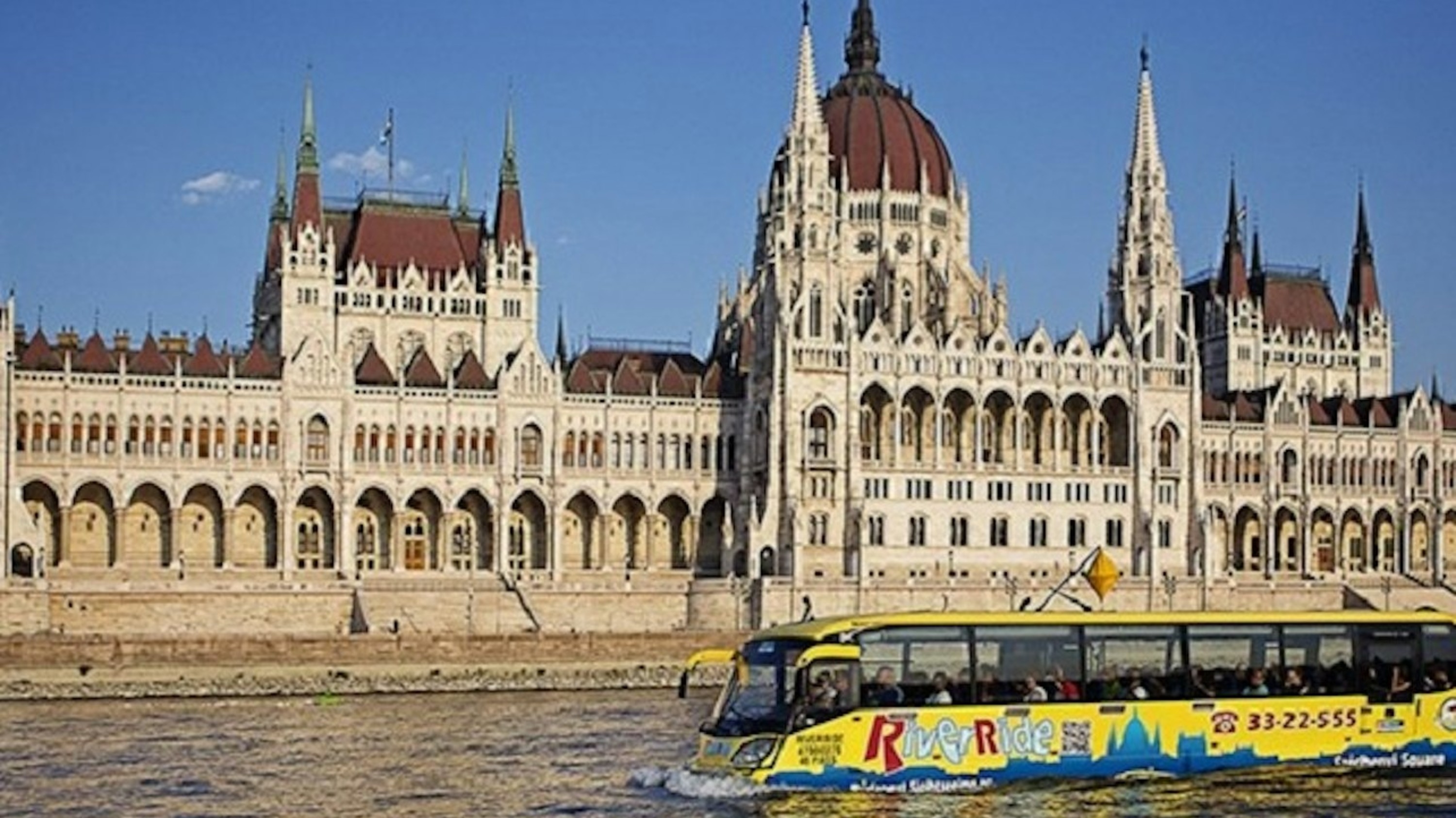 布达佩斯RiverRide水陆两栖巴士之旅