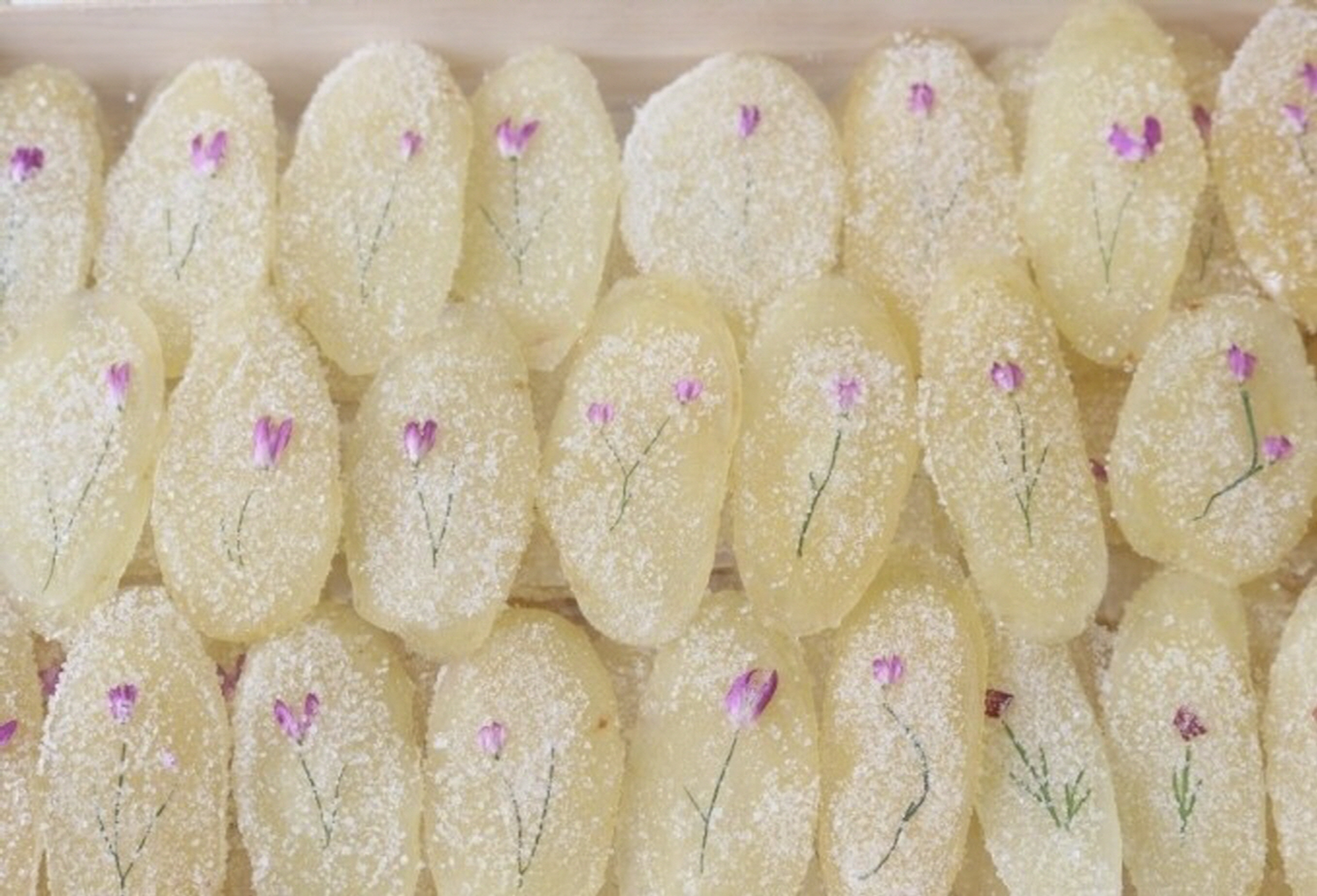 韩式料理烹饪课：制作花样人参果冻