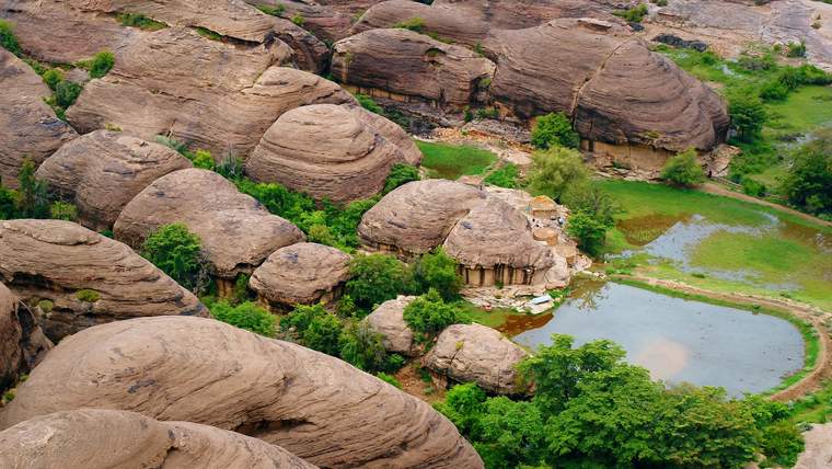 瓦迪拉贾布探险