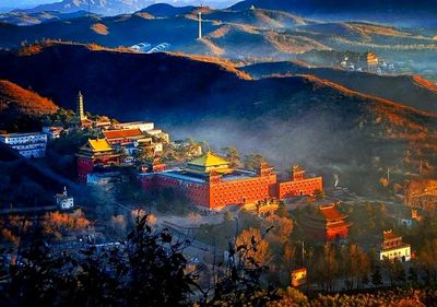 北京承德私家包车1日游（探秘避暑山庄+外八庙+驰骋坝上草原+登临金山岭长=多套餐随心定制）