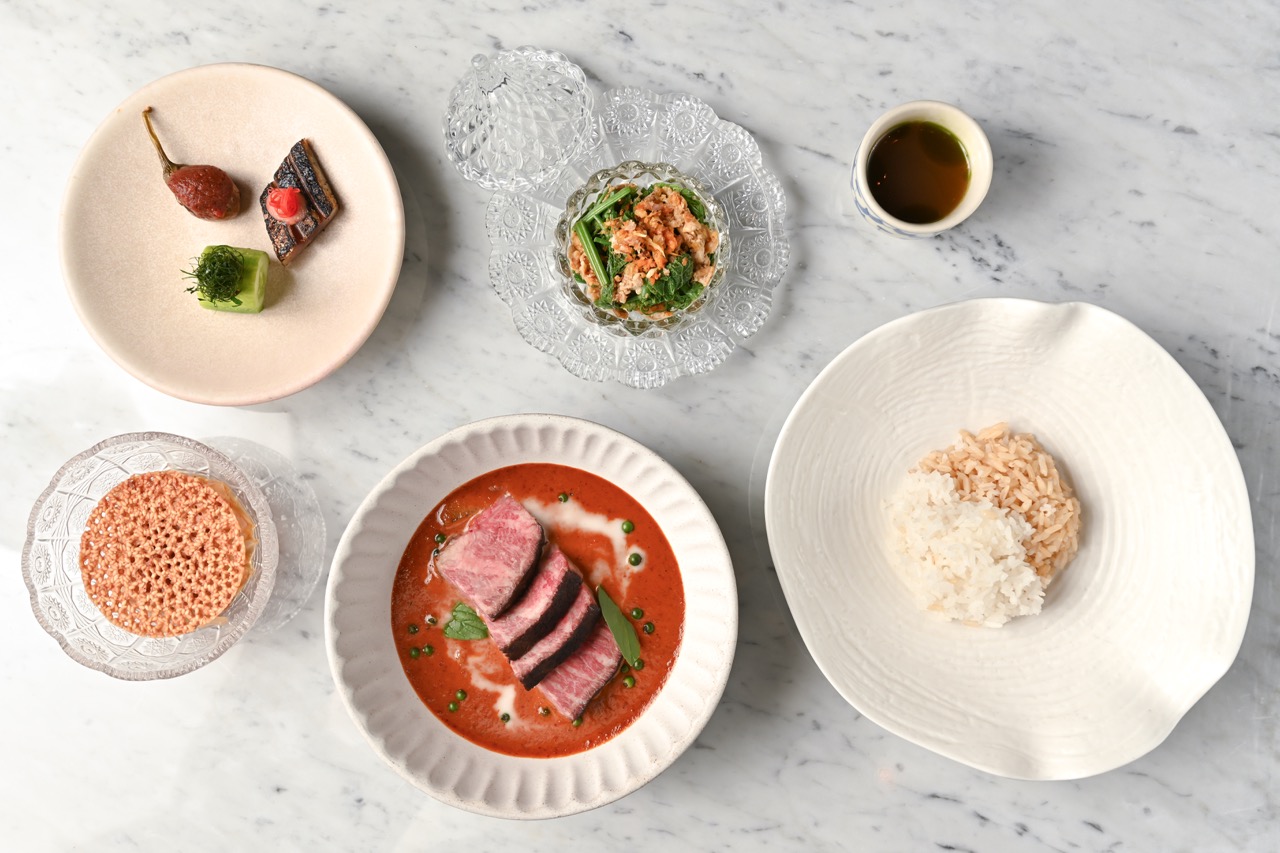 蓝象餐厅（Lahnyai Nusara）米其林指南