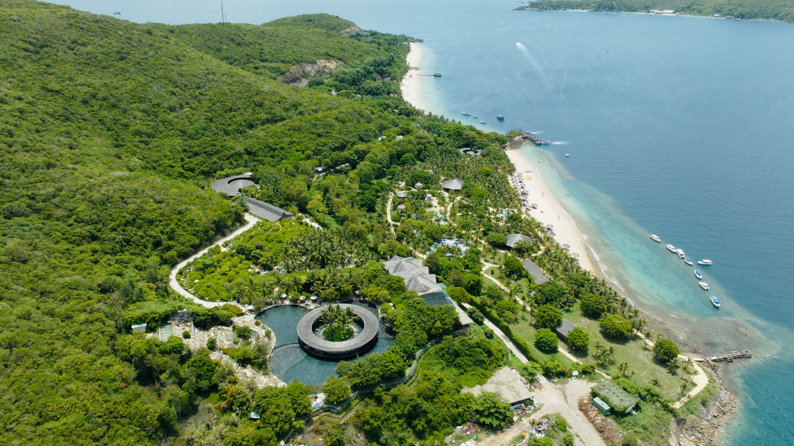 芽庄 (Nha Trang) 泥浆浴和漂浮酒吧船派对跳岛游